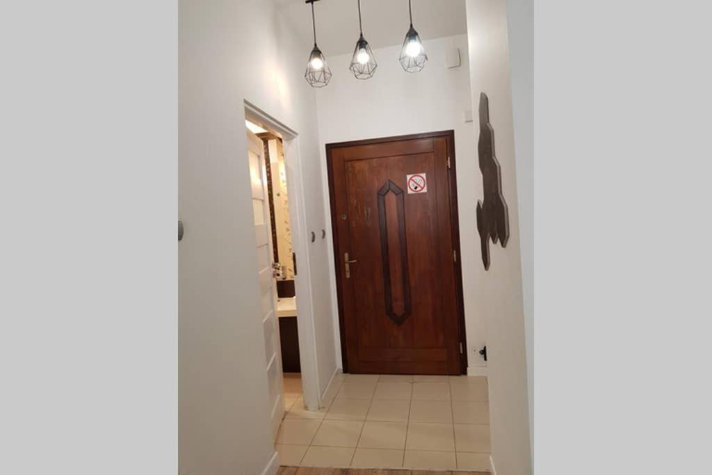 Cozy Modern Studio Green Apartment In Old Town คราคูฟ ภายนอก รูปภาพ
