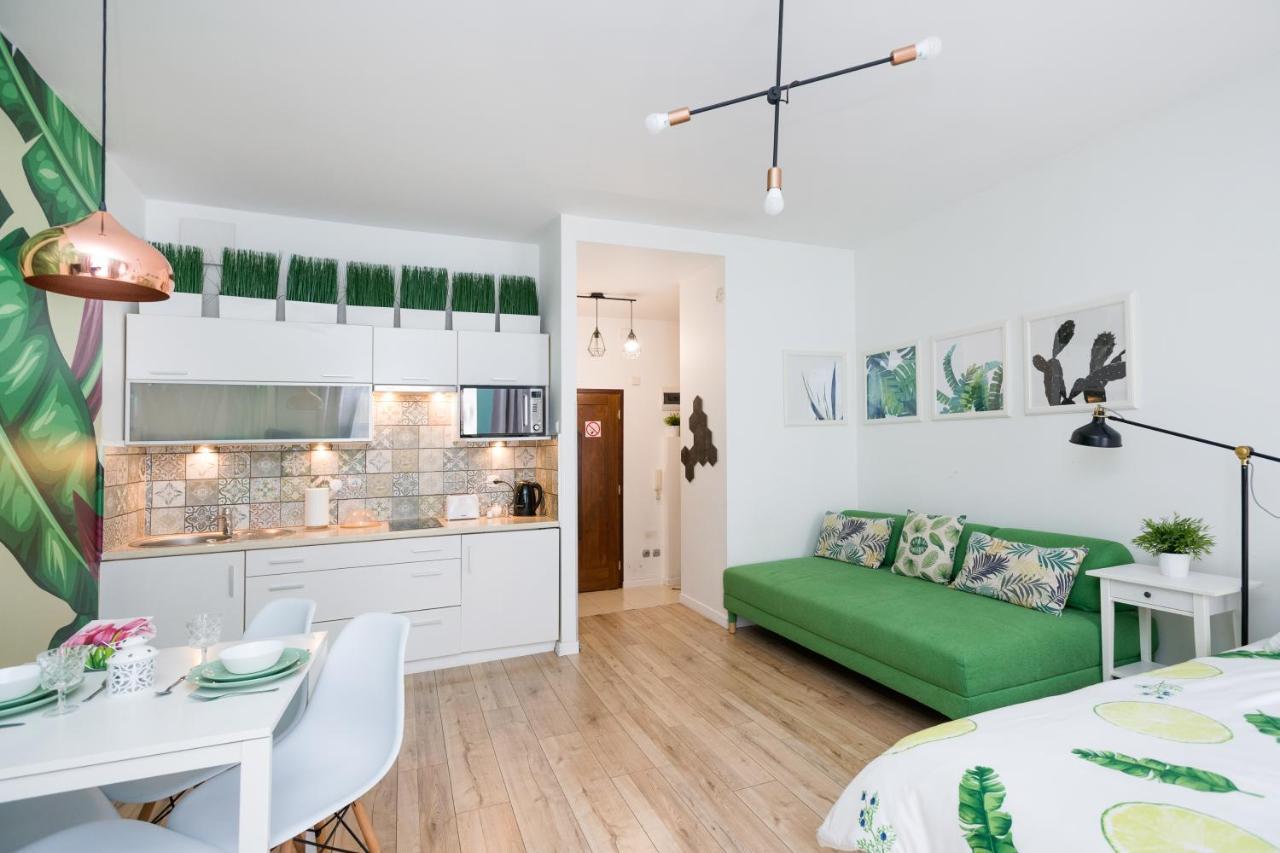 Cozy Modern Studio Green Apartment In Old Town คราคูฟ ภายนอก รูปภาพ